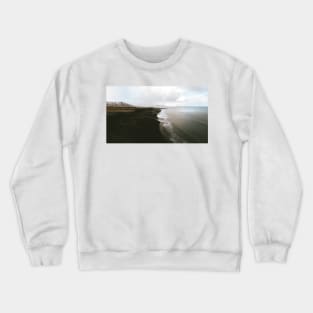 Moody black sand beach in Iceland - Landscape Photography Crewneck Sweatshirt